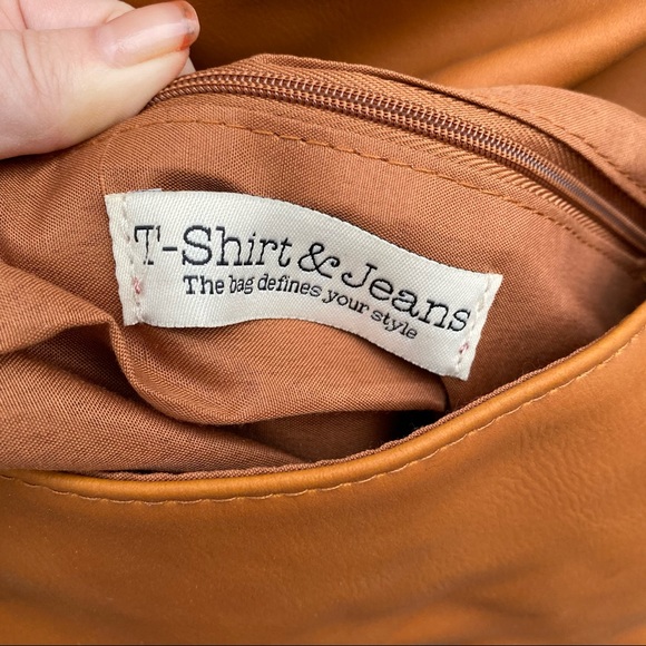 NWT T-Shirt & Jeans Bonita Flap Crossbody bag - Picture 12 of 12